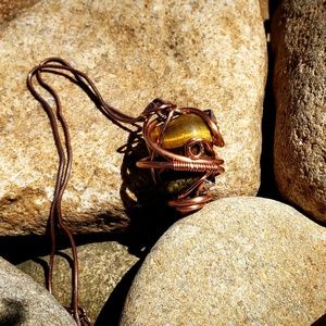 👩🏿‍🎨sold❣Copper Bracelet and Tigereye Necklace